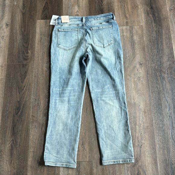 Kut from the Kloth Jeans.  Women’s size 10.  High Rise Reese Fab Ankle Straight. - Picture 5 of 7